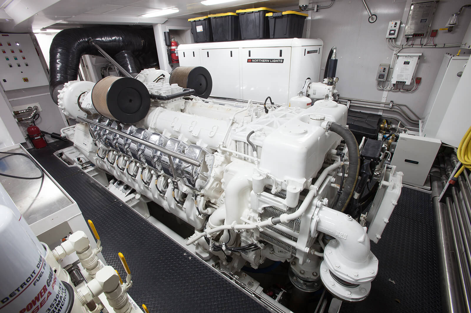 Room Image Gallery Luxury Yacht Browser by CHARTERWORLD Superyacht